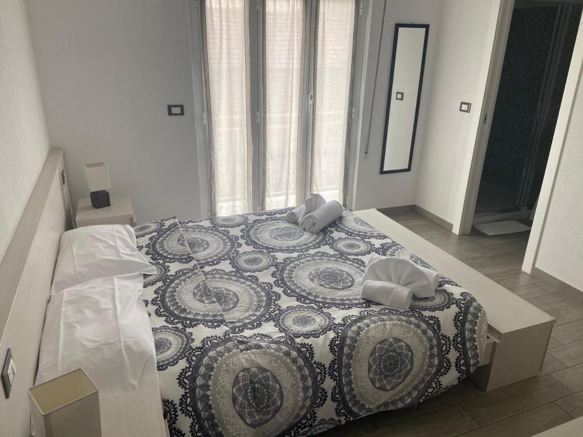 Albergo Aduepassi & Servizio Bike Shuttle Finale Ligure Dış mekan fotoğraf