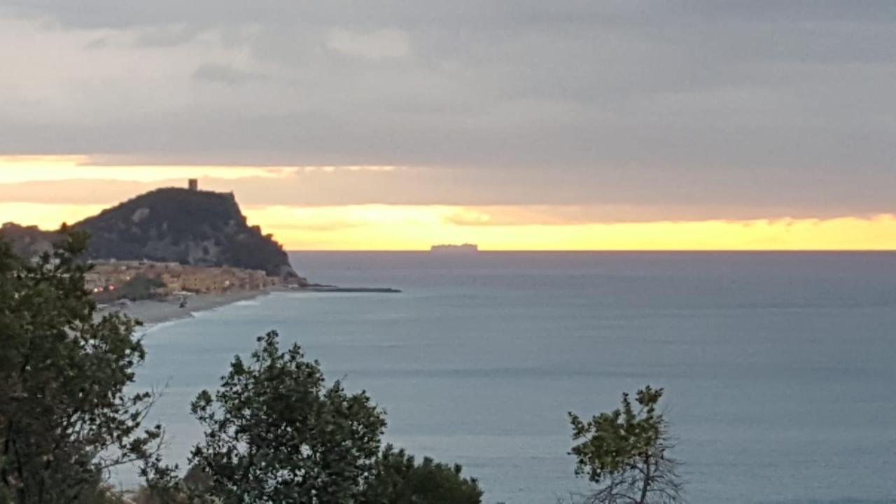 Albergo Aduepassi & Servizio Bike Shuttle Finale Ligure Dış mekan fotoğraf