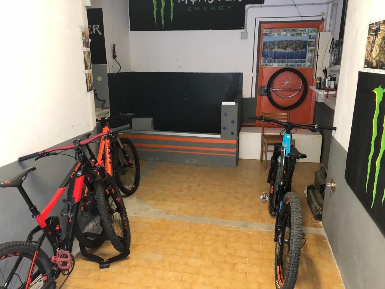 Albergo Aduepassi & Servizio Bike Shuttle Finale Ligure Dış mekan fotoğraf