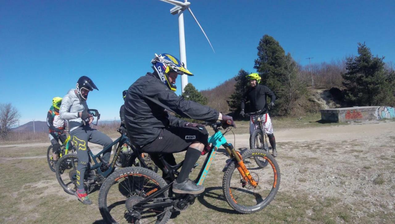 Albergo Aduepassi & Servizio Bike Shuttle Finale Ligure Dış mekan fotoğraf